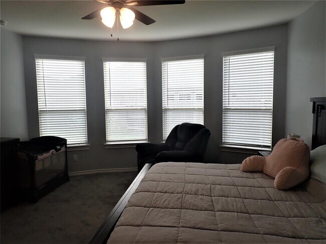 Building Photo - 24911 Prairie Briar Cir