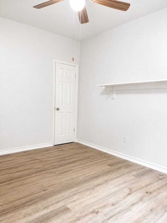 Building Photo - 6637 Avenue T