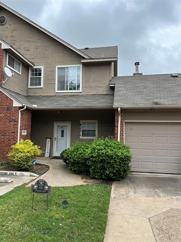 Primary Photo - 2507 Pinegrove Cir