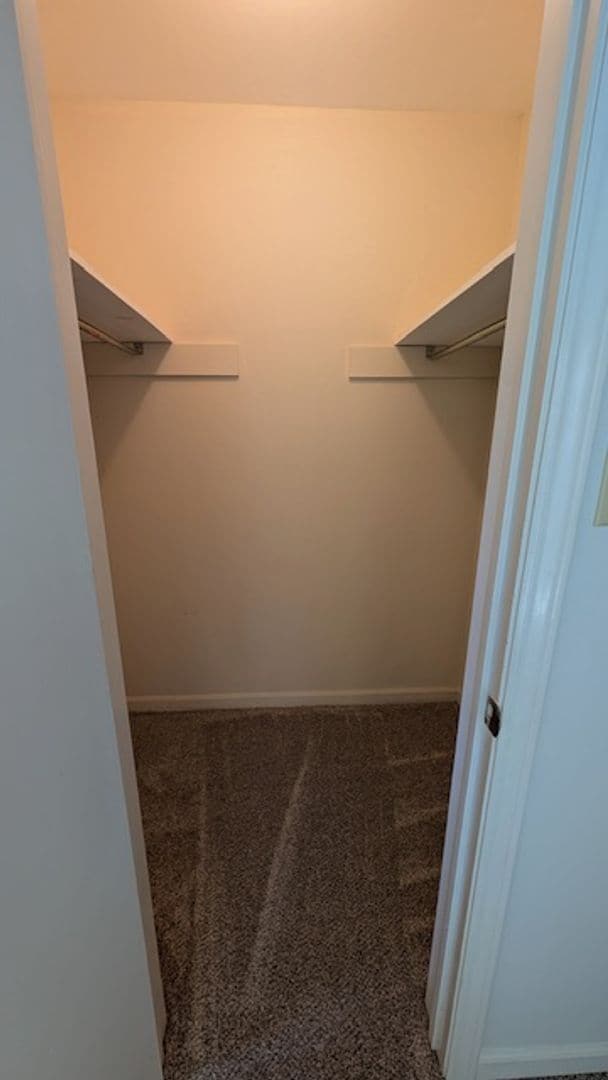 Building Photo - Lindley Park Rental!