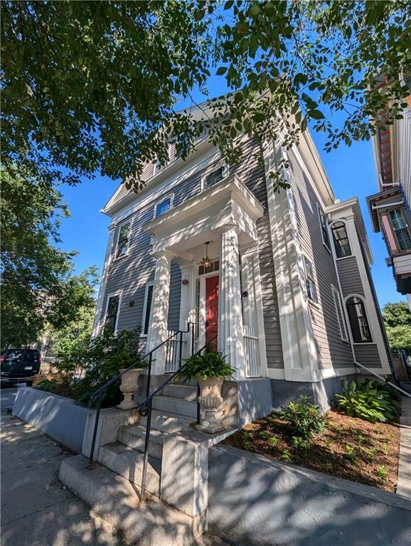Primary Photo - 214 Broadway