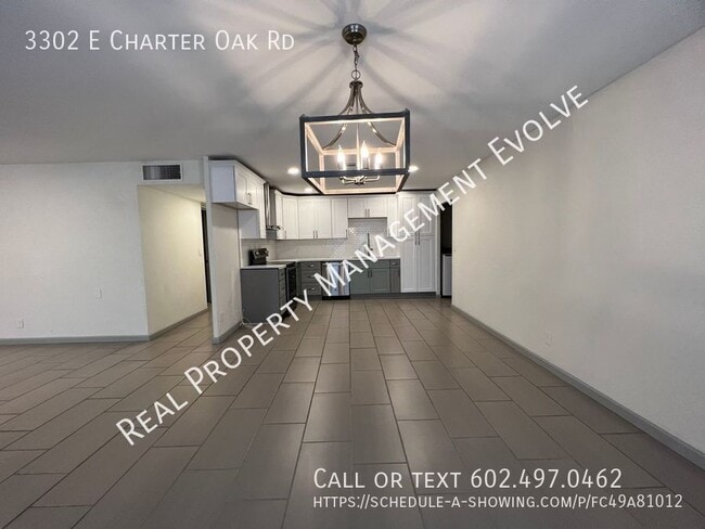 Building Photo - 3302 E Charter Oak Rd