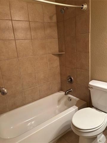 Building Photo - 5748 Robbie Rd