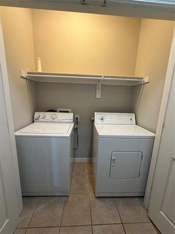 Building Photo - 8738 Bigelow Dr