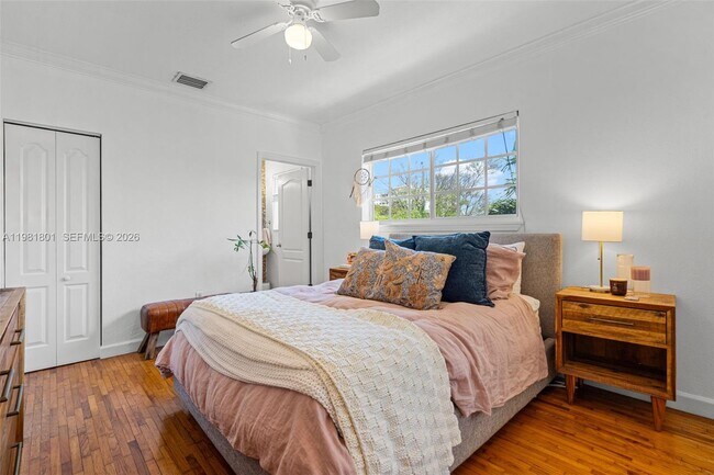 Building Photo - 45 Antilla Ave