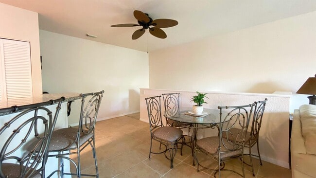 Building Photo - 160 SW Peacock Blvd