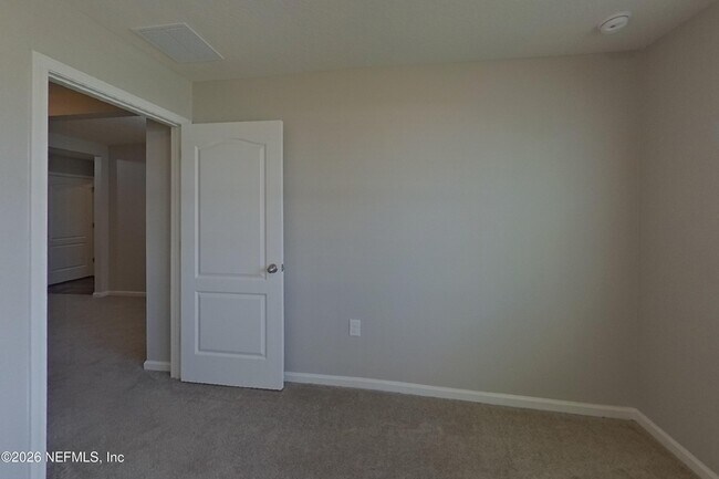 Building Photo - 2210 Pebble Point Dr