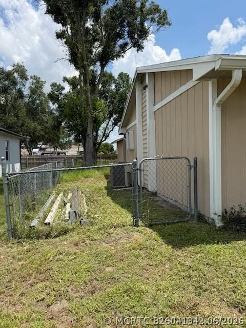 Building Photo - 1165 SW Goodman Ave