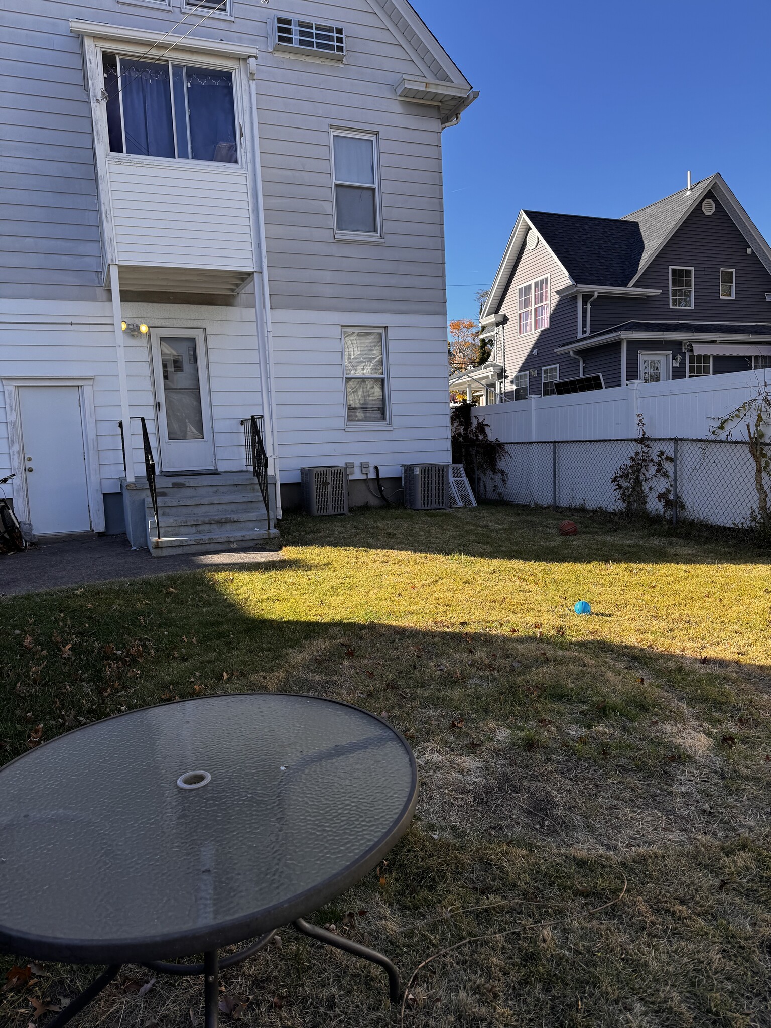 yard - 180 Summerfield Ave