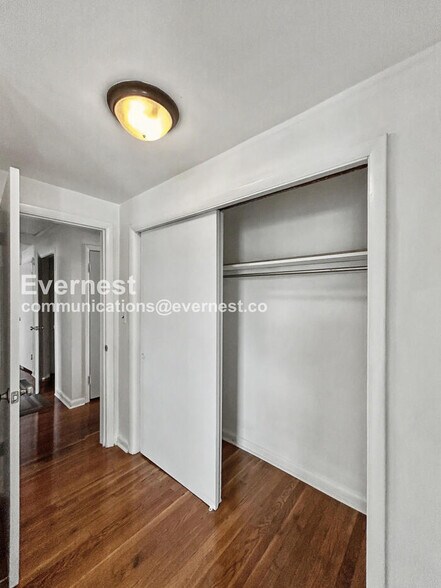 Building Photo - 616 S Jefferson St