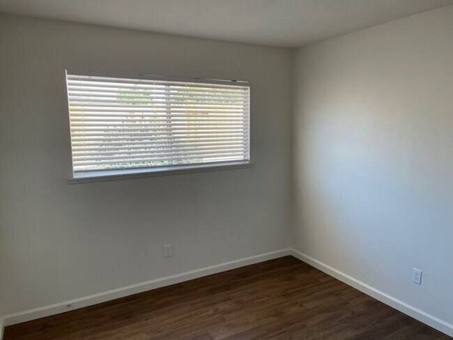 Building Photo - Renovated 3 Bedroom, 2 Bathroom Orcutt Area Home with Large Fenced Yard