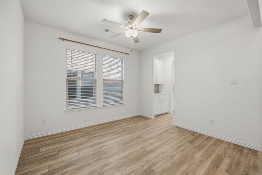Building Photo - 2507 Gentle Knoll Dr