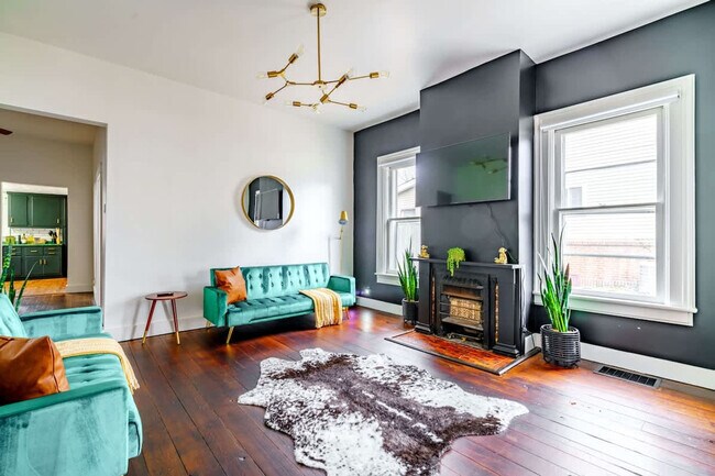 Primary Photo - 241 W Water St