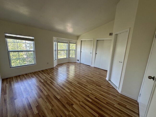 Building Photo - 26 Villa Nova St