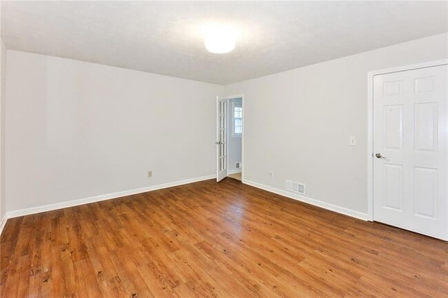 Building Photo - 5748 Jordanaire Pl NW