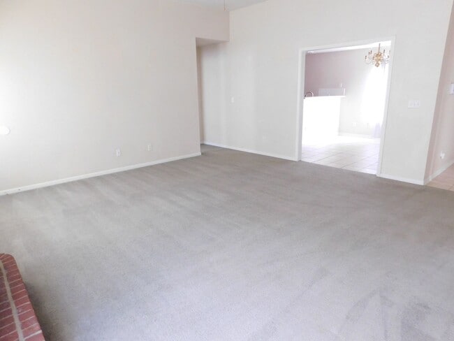 Building Photo - 1704 Granex Dr