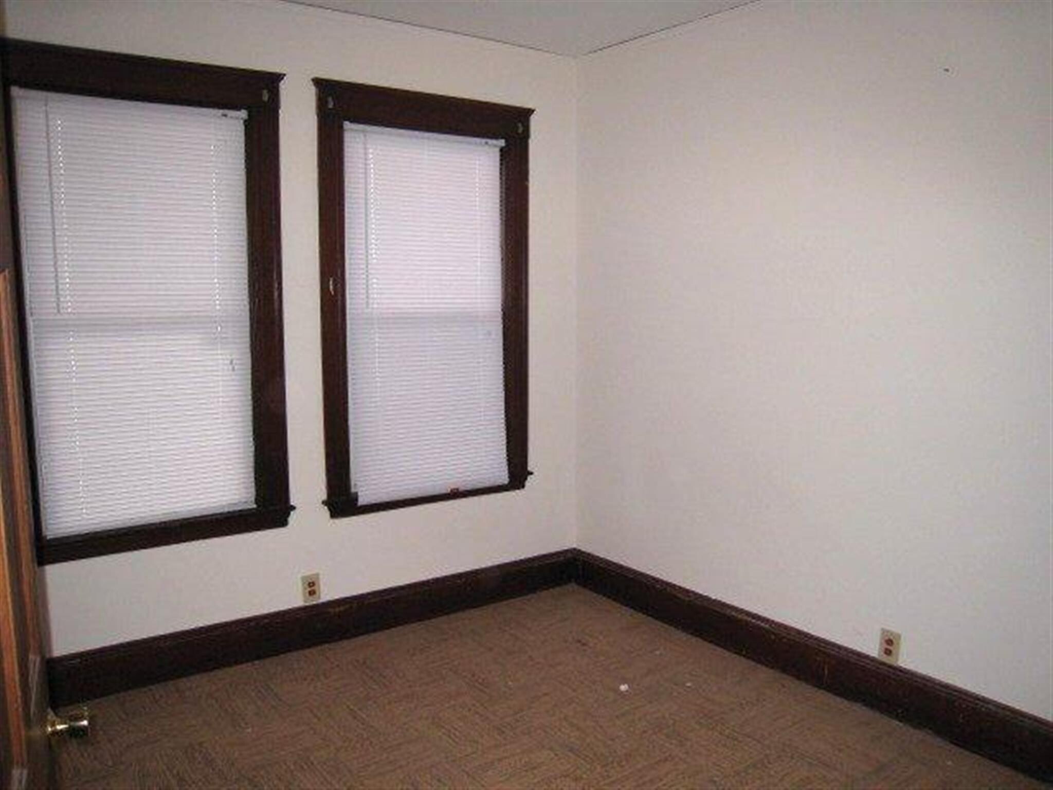 Building Photo - 428 Broadway