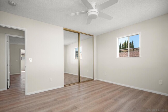 Building Photo - 324 D Ave