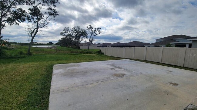 Building Photo - 2034 Broad Winged Hawk Dr