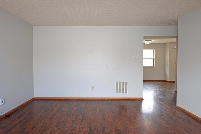 Building Photo - 1417 Wild Oats Dr