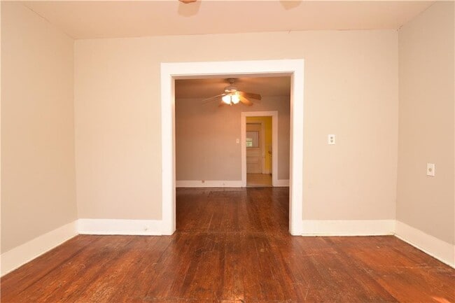 Building Photo - 5110 Evans Ave