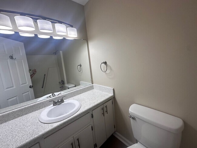Building Photo - 797 Timber Way Court