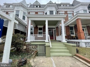 Building Photo - 1416 Webster St NW