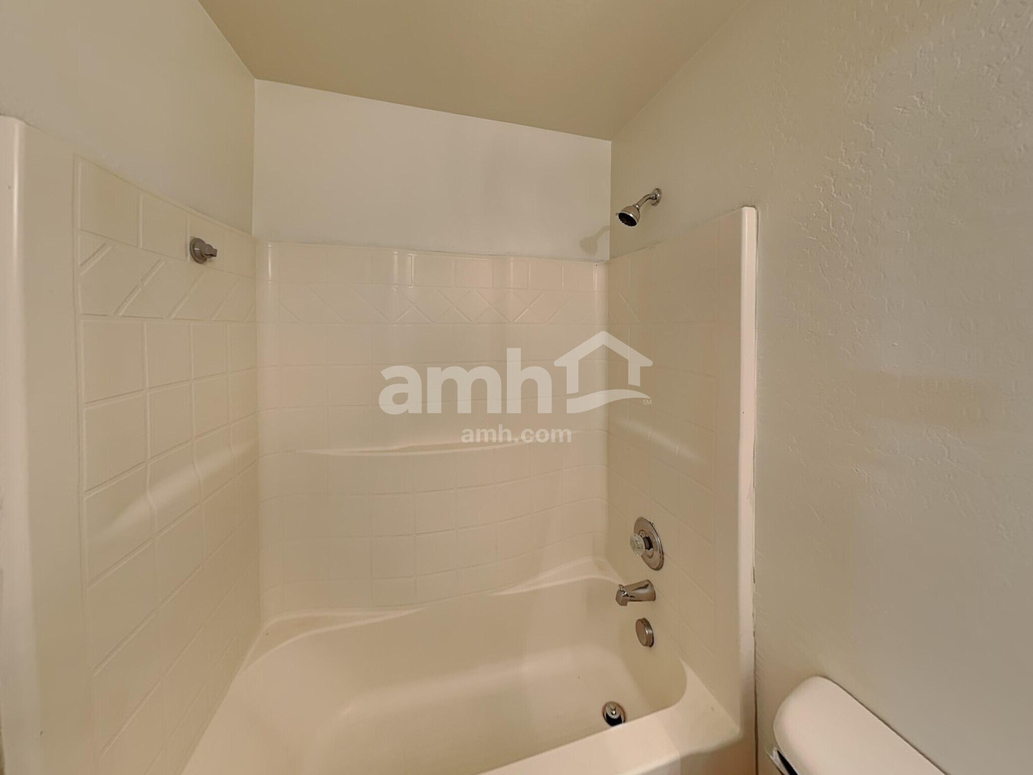 Building Photo - 10913 W Minnezona Ave