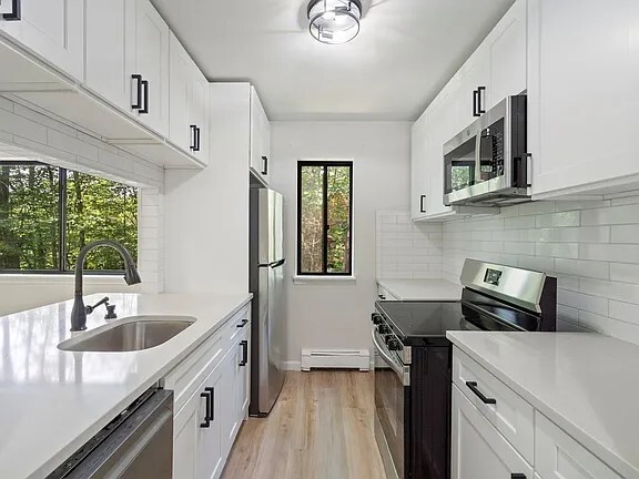 Building Photo - 38 Meadowlark Ln