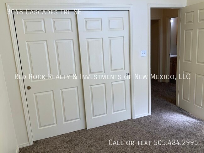 Building Photo - 3048 Cascades Trail SE