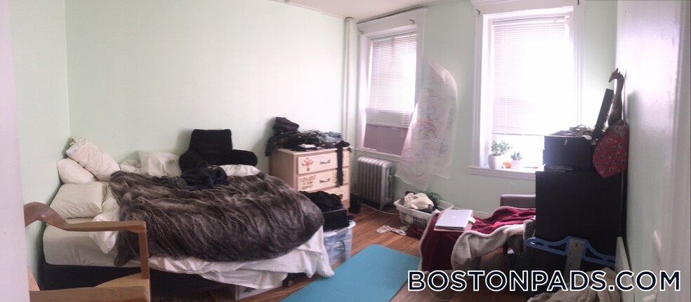 Building Photo - 1175 Boylston St