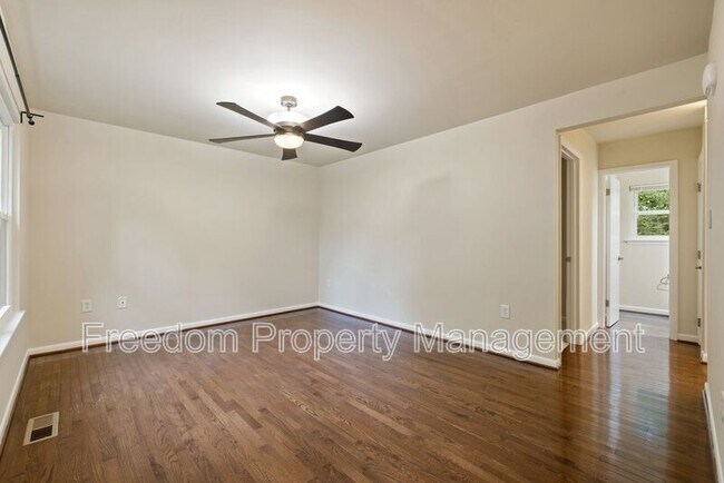 Building Photo - 5256 Sudberry Ln