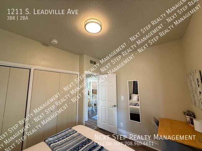 Building Photo - 1211 S Leadville Ave