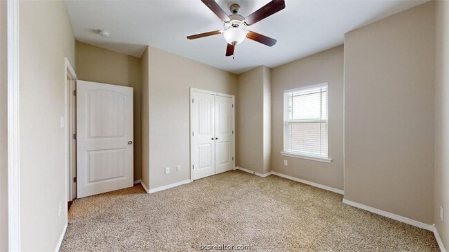 Building Photo - 2706 Horse Haven Ln