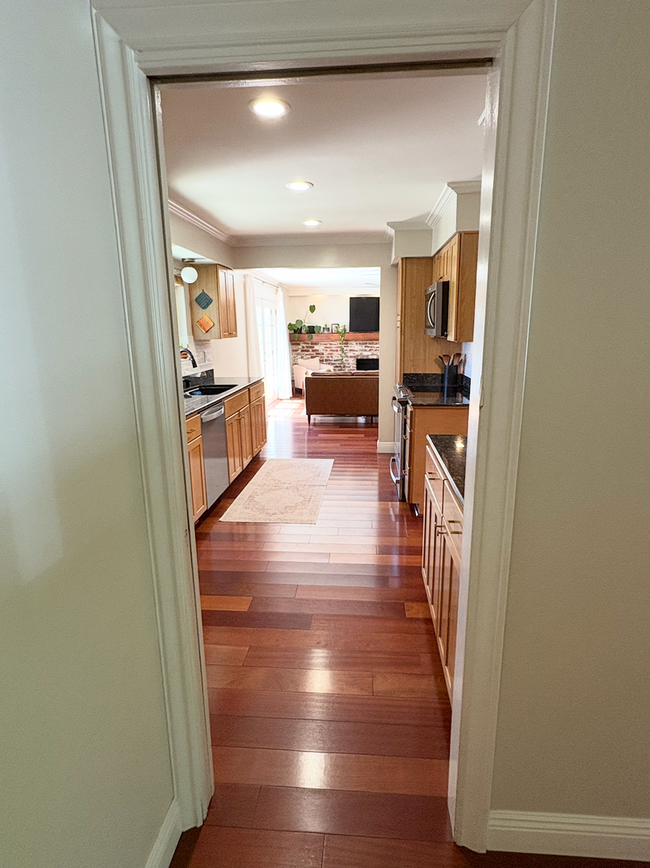 Building Photo - Beautiful Home in Lovely Community