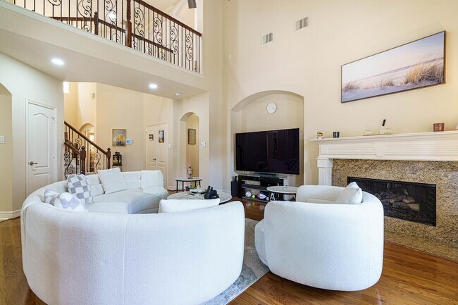 Building Photo - 6515 Costa Sienna Ln