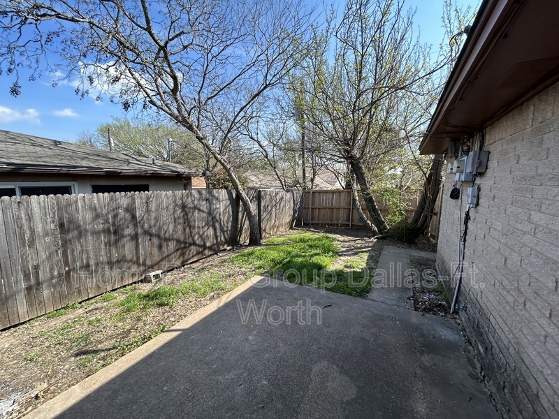 Building Photo - 616 Taylor Ct