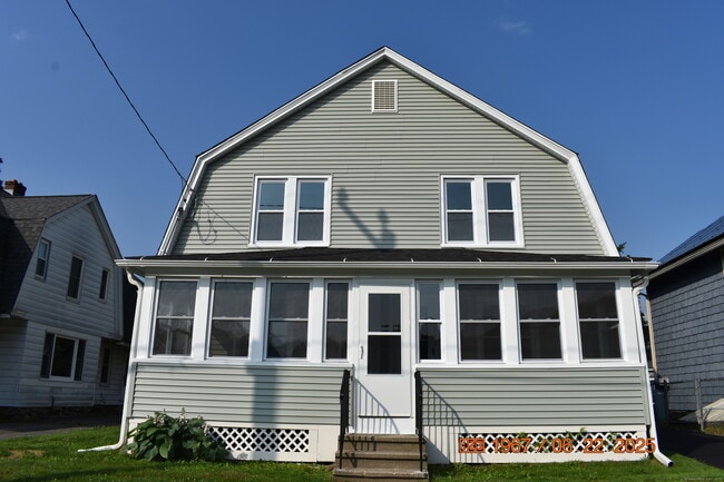 Primary Photo - 43 Highland Ave