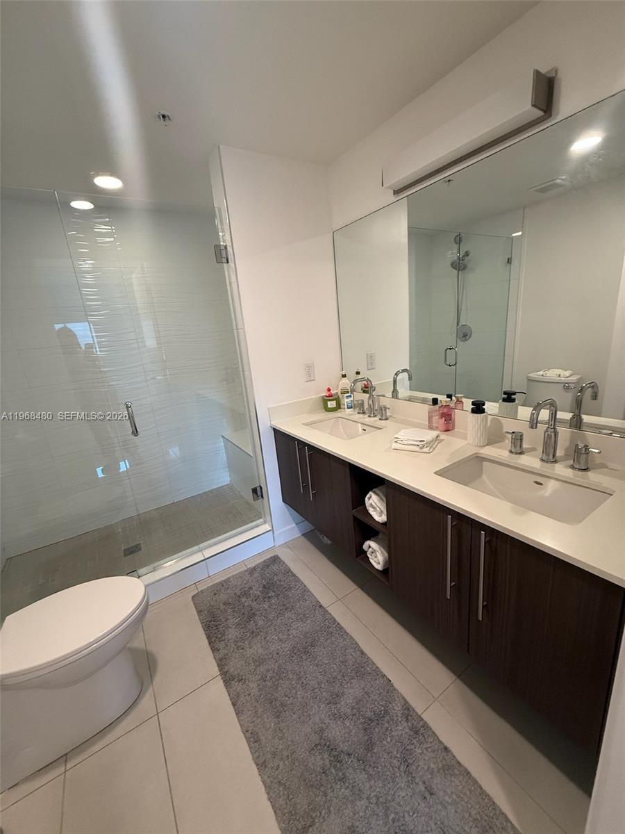 Building Photo - 7661 NW 107th Ave