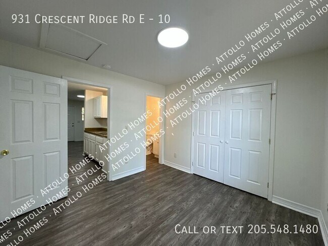 Building Photo - 931 Cres Rdg E Rd