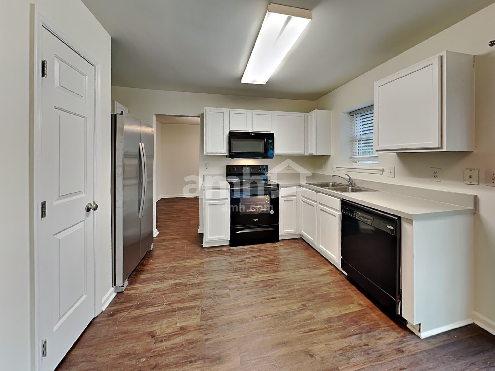 Building Photo - 4401 Cobble Creek Ln
