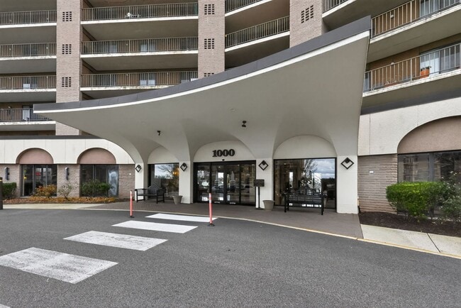 Primary Photo - Now Available: Lovely 2 Bedroom, 2 Bath Condo in KOP!!