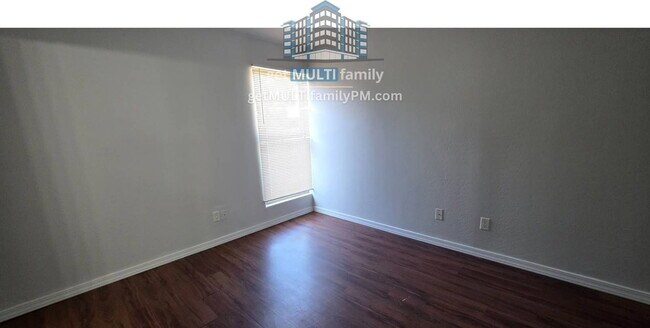 Building Photo - 3619 E Monterosa St