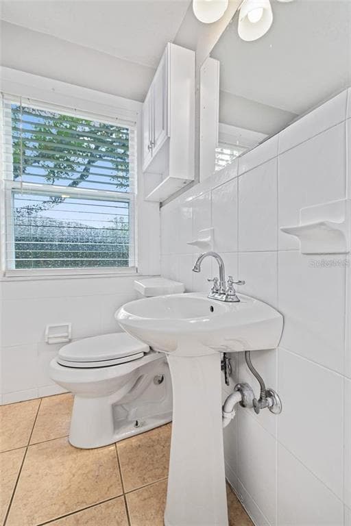 Building Photo - 3818 W Euclid Ave