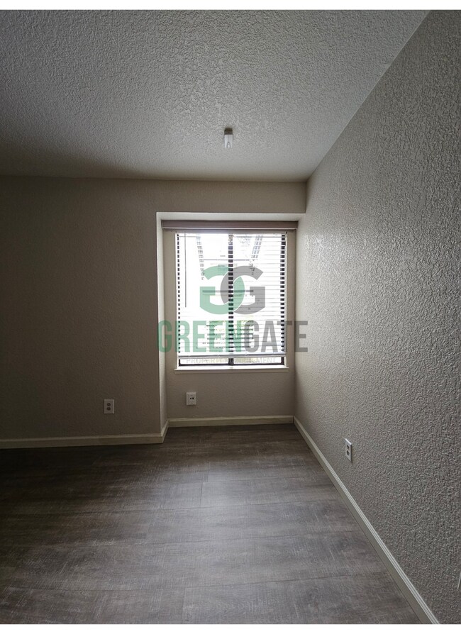 Building Photo - 1108 Cedar Creek Dr