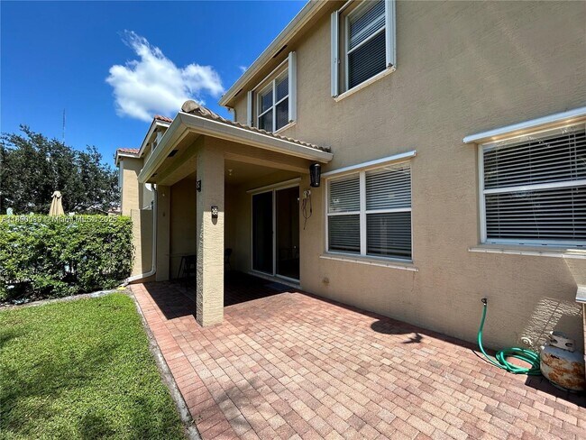 Building Photo - 7828 Parsons Pine Dr