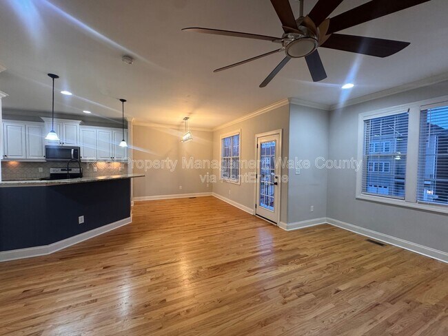 Building Photo - 441 Heritage Village Ln