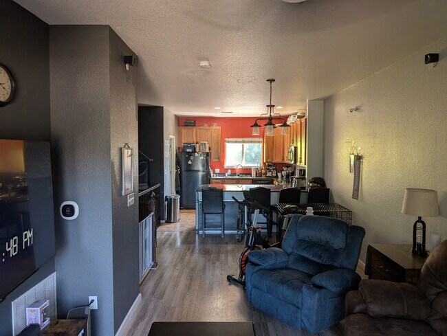 Building Photo - 4653 E 98th Pl