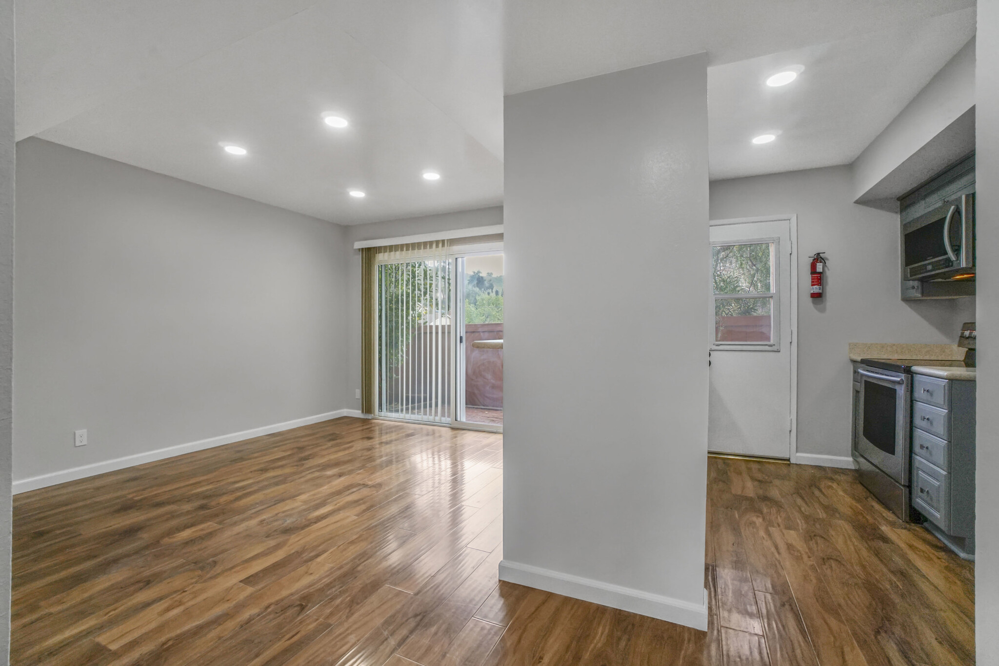 Building Photo - 3974 Tarrytown Ln