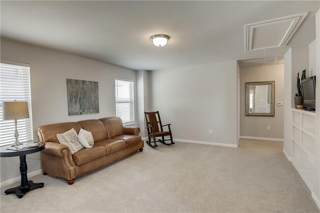 Building Photo - 1218 Falconer Wy